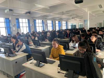 計(jì)算機(jī)與通信學(xué)院成功舉辦2021年3月全國計(jì)算機(jī)等級考試電腦動(dòng)畫設(shè)計(jì)培訓(xùn)班